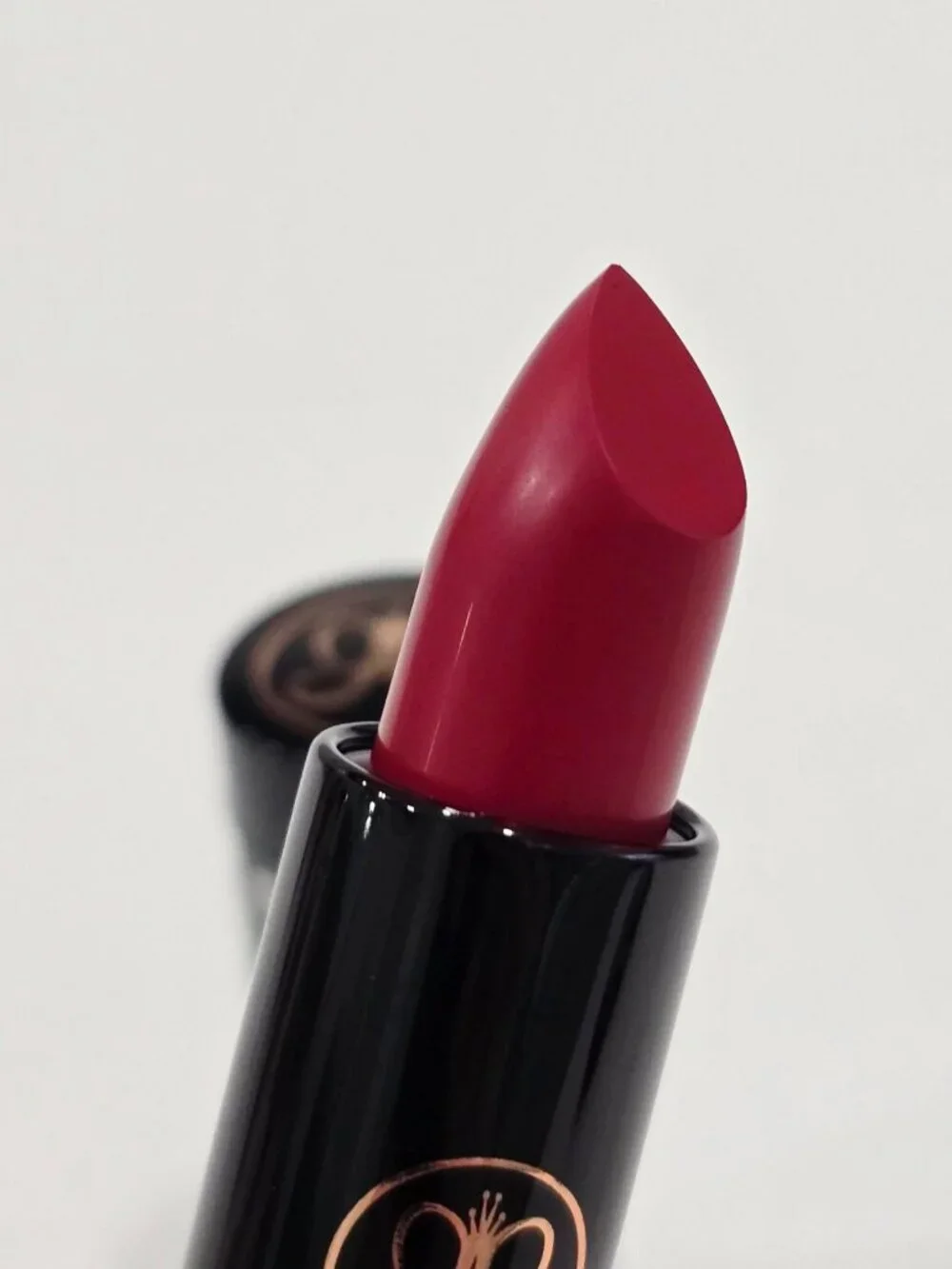 Anastasia Beverly Hills ✦ Matte Lipstick Ruby ✦ Full‑Pigment Velvety Formula NWT